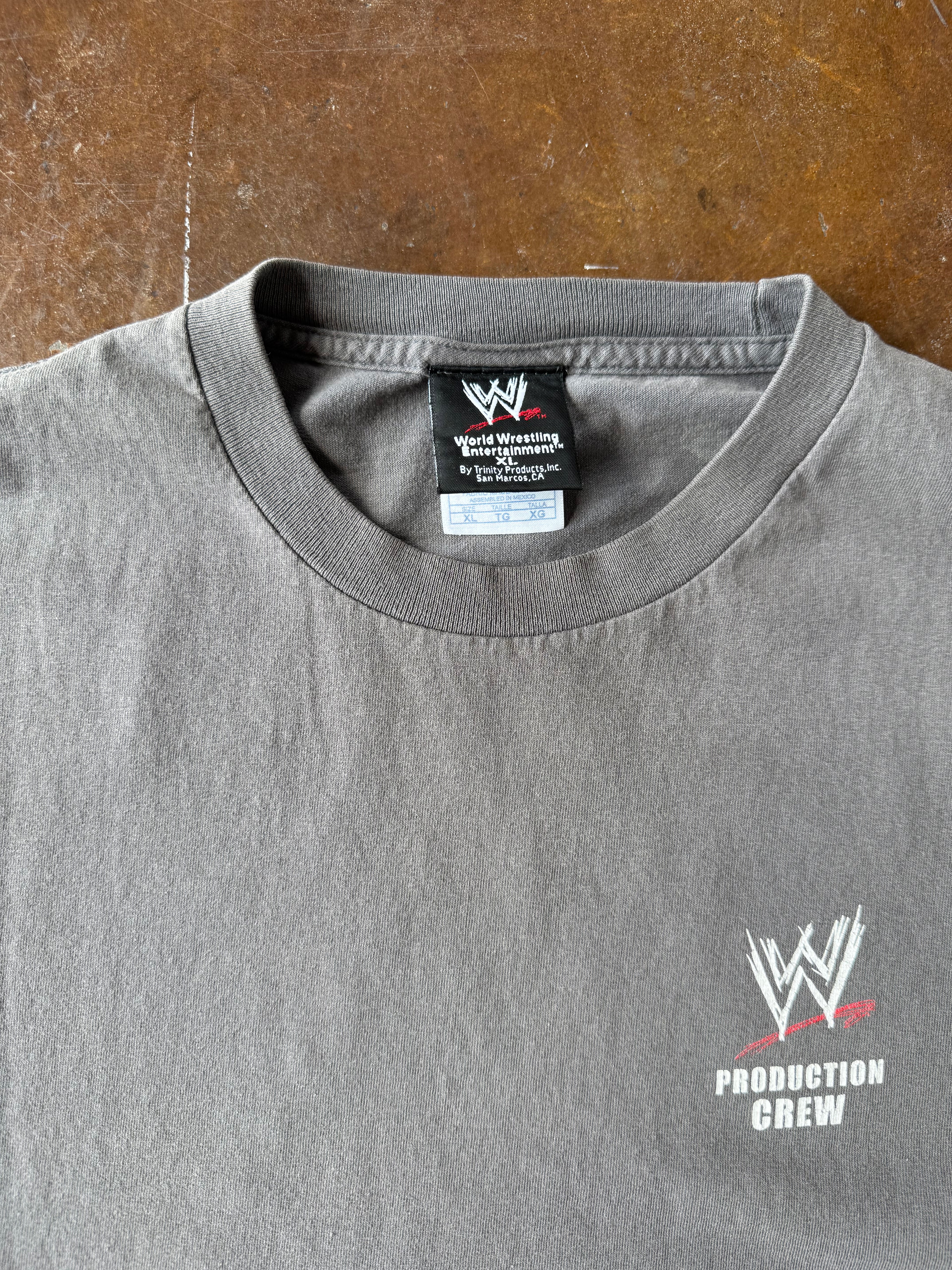 2004 lightly faded WWE production team "road that never ends" shirt (XL)