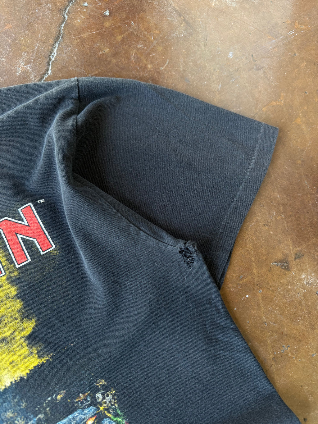2000 Iron Maiden "brave new world" band shirt (XL)