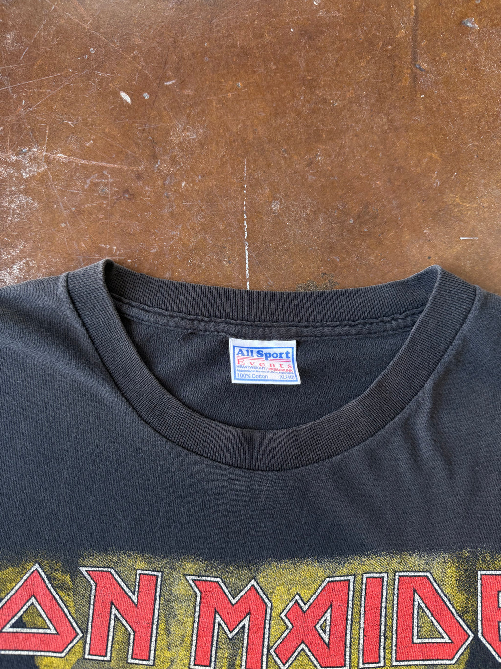 2000 Iron Maiden "brave new world" band shirt (XL)