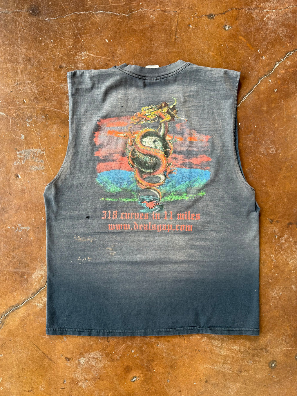 2000s faded Biker Motorcycle Resort "dragon" tank top shirt (LARGE)