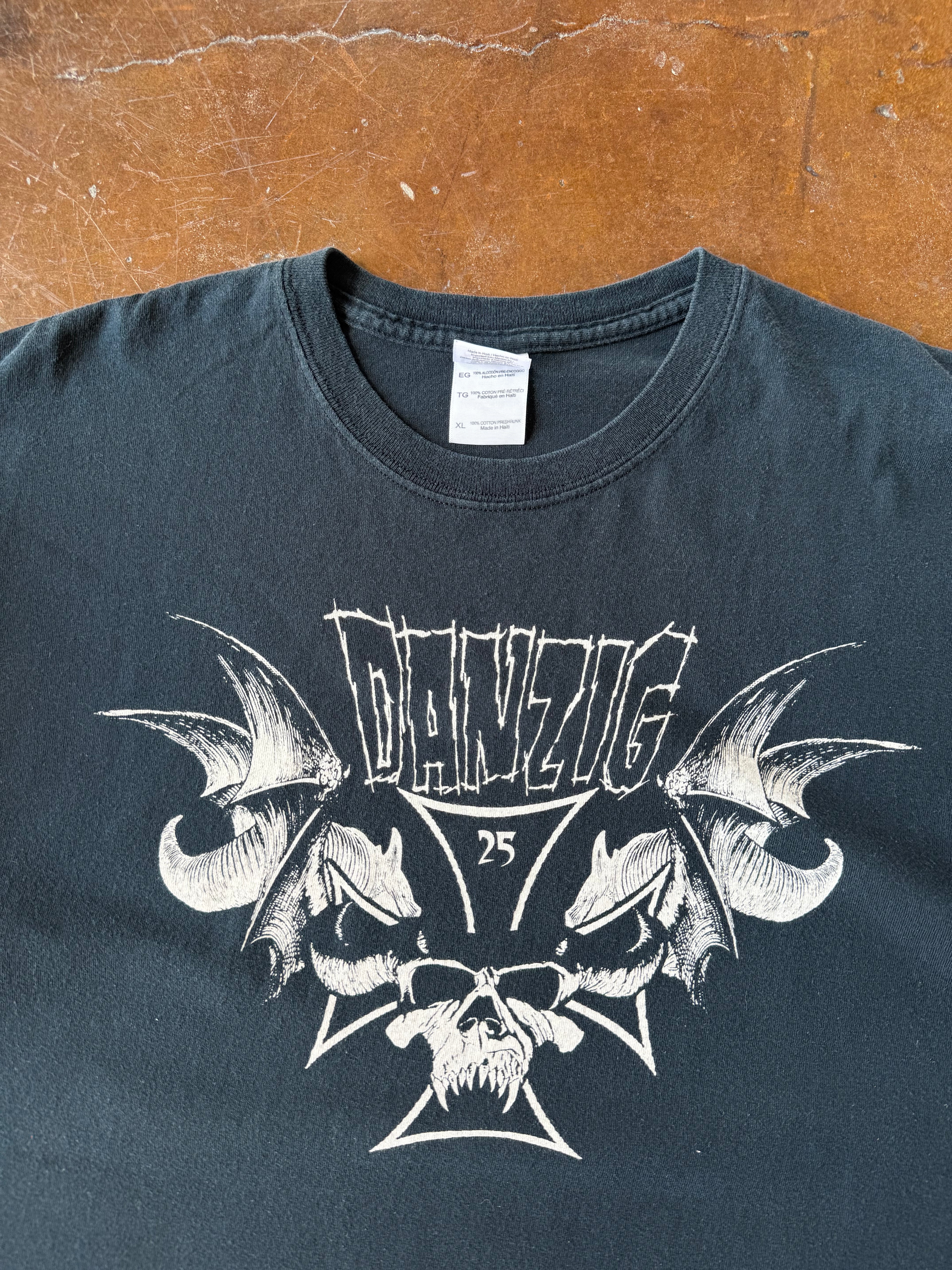 2013 Danzig "25 years anniversary" band shirt (XL)