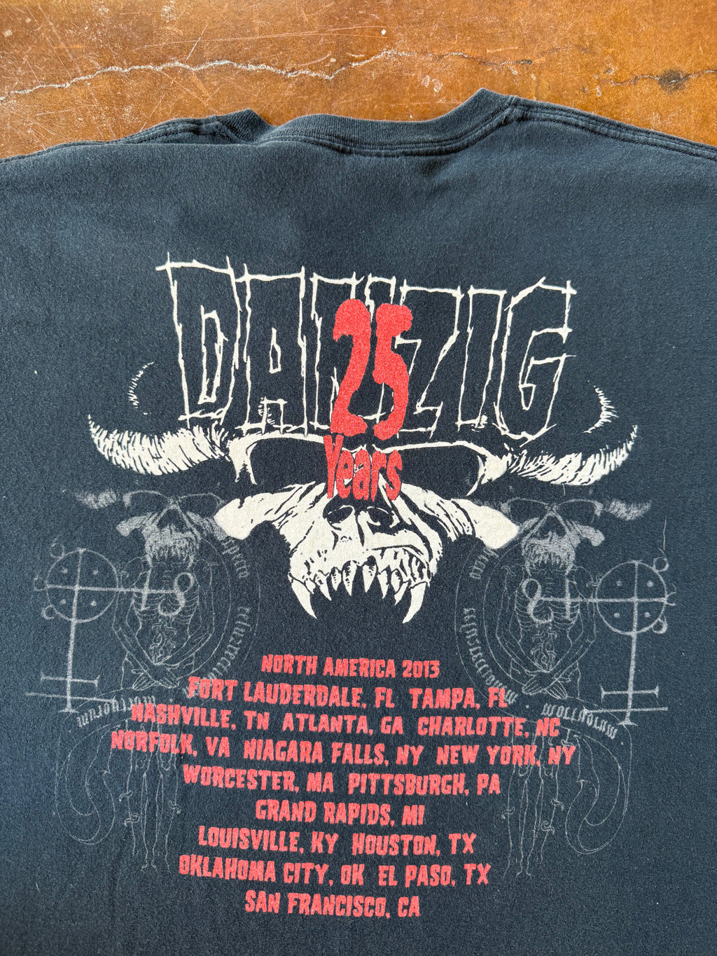 2013 Danzig "25 years anniversary" band shirt (XL)
