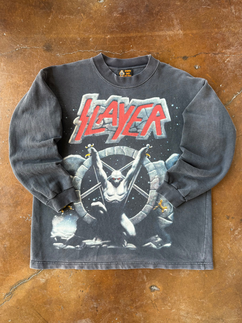 90s lightly faded Slayer euro band sweatshirt (MEDIUM)