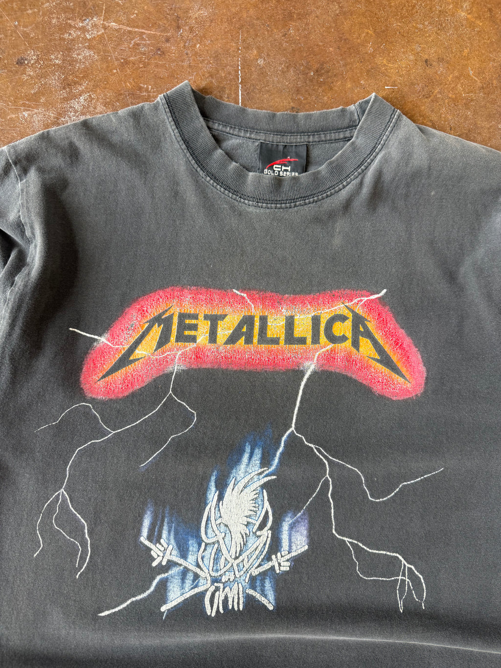 90s Metallica band shirt (MEDIUM)