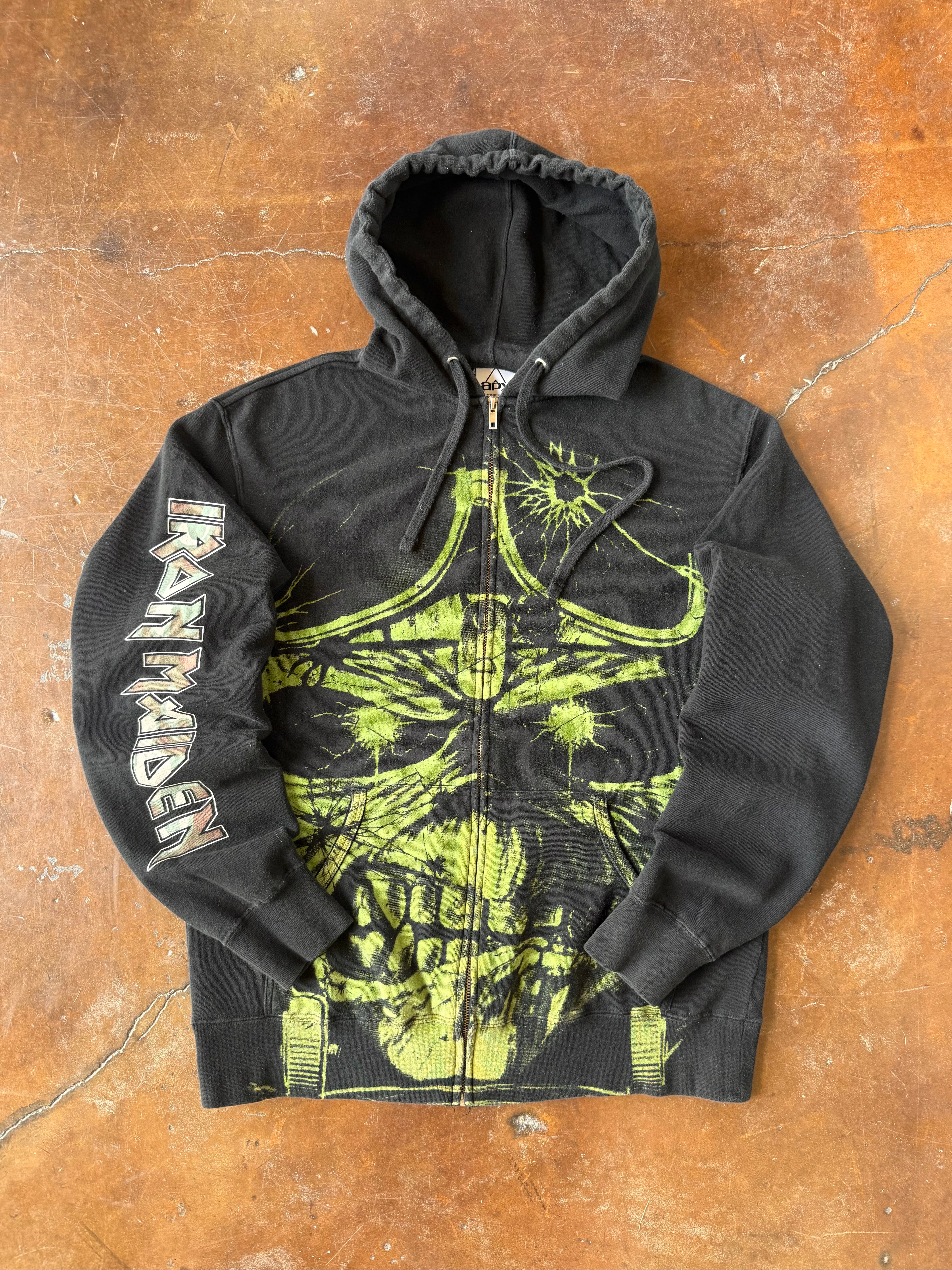 2000s Iron Maiden zip-up band hoodie (MEDIUM)