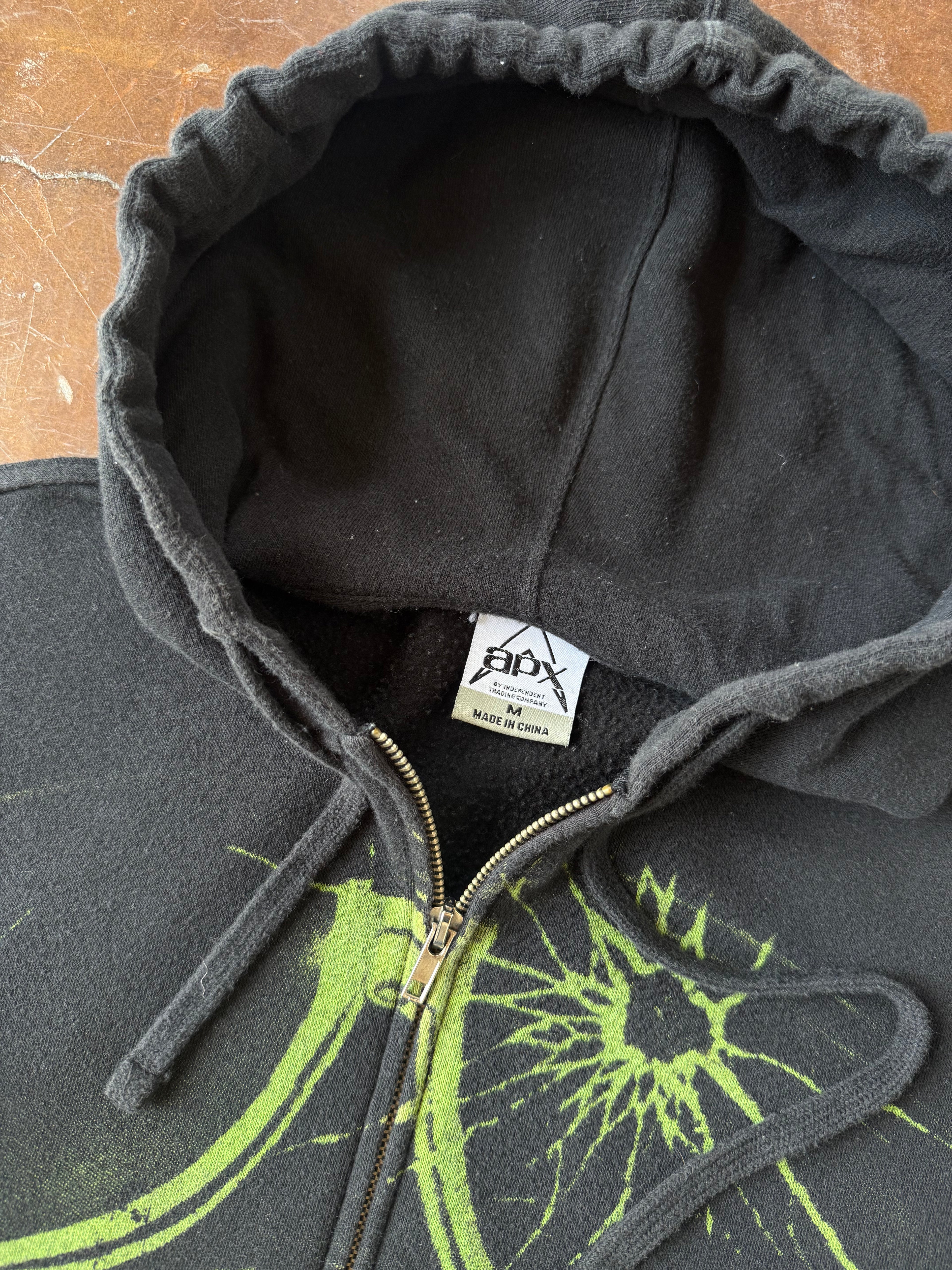 2000s Iron Maiden zip-up band hoodie (MEDIUM)