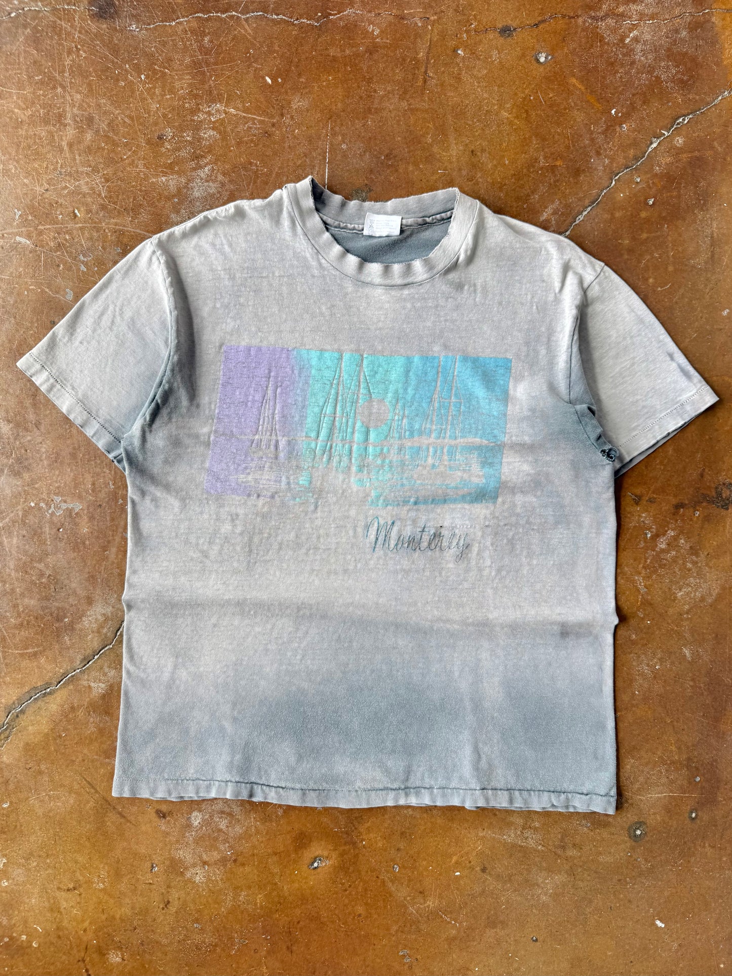 90s faded Monterey Ocean Sailboat shirt (XL)