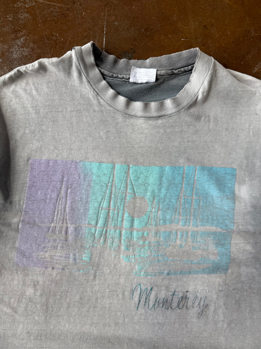 90s faded Monterey Ocean Sailboat shirt (XL)