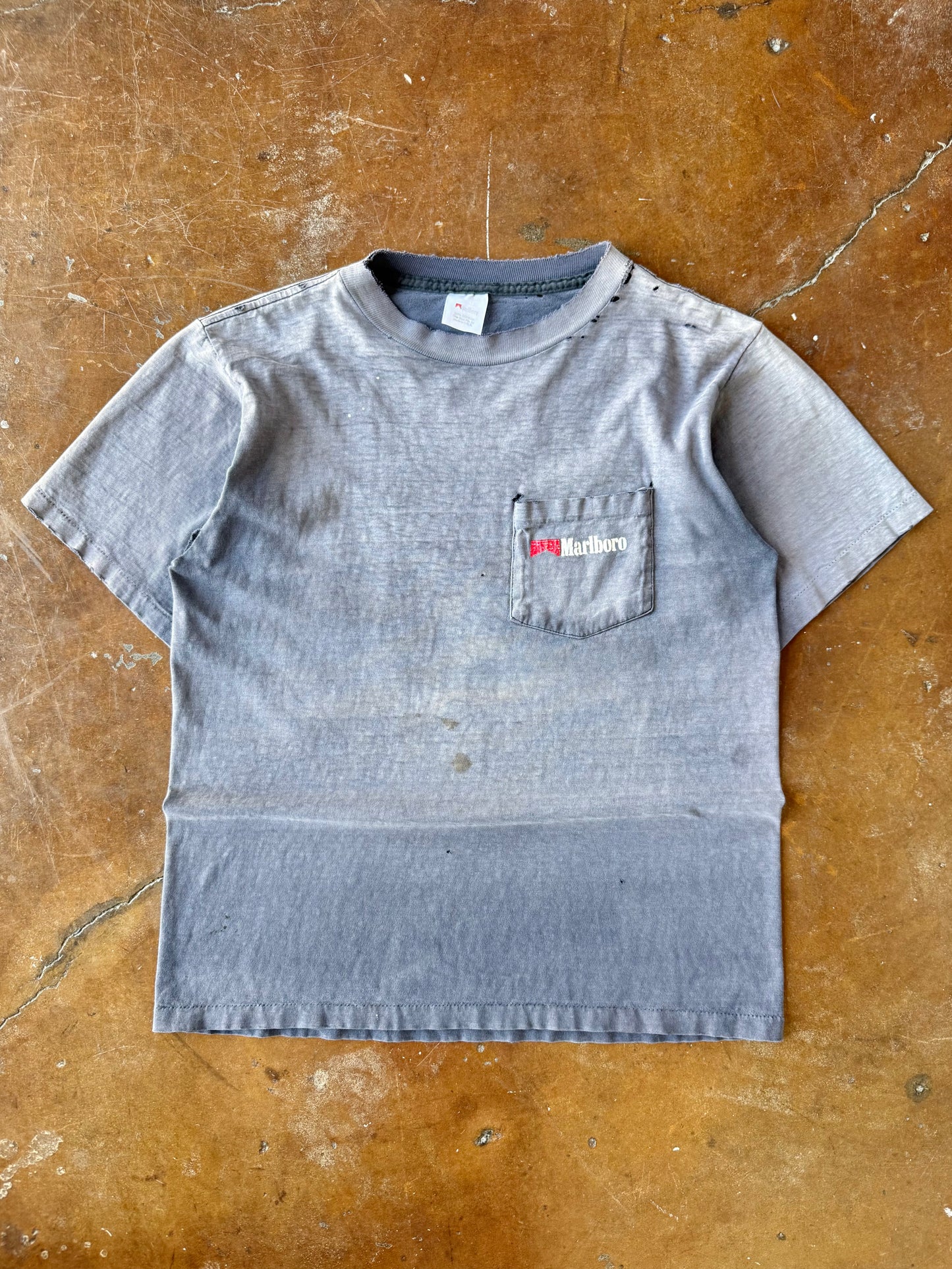90s faded & distressed Marlboro "cowboy portrait" pocket shirt (LARGE)