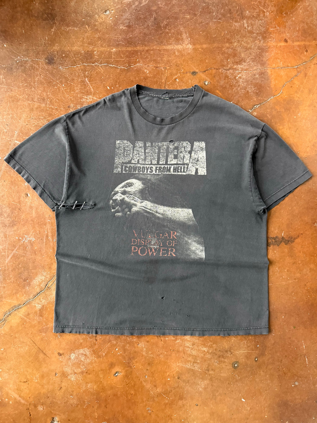 90s distressed Pantera "stronger than all" band shirt (XL)