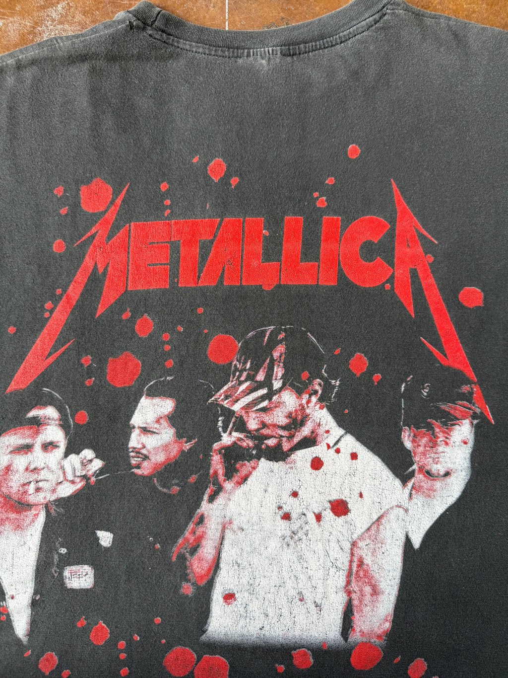 90s Metallica "creature" band shirt (XL)