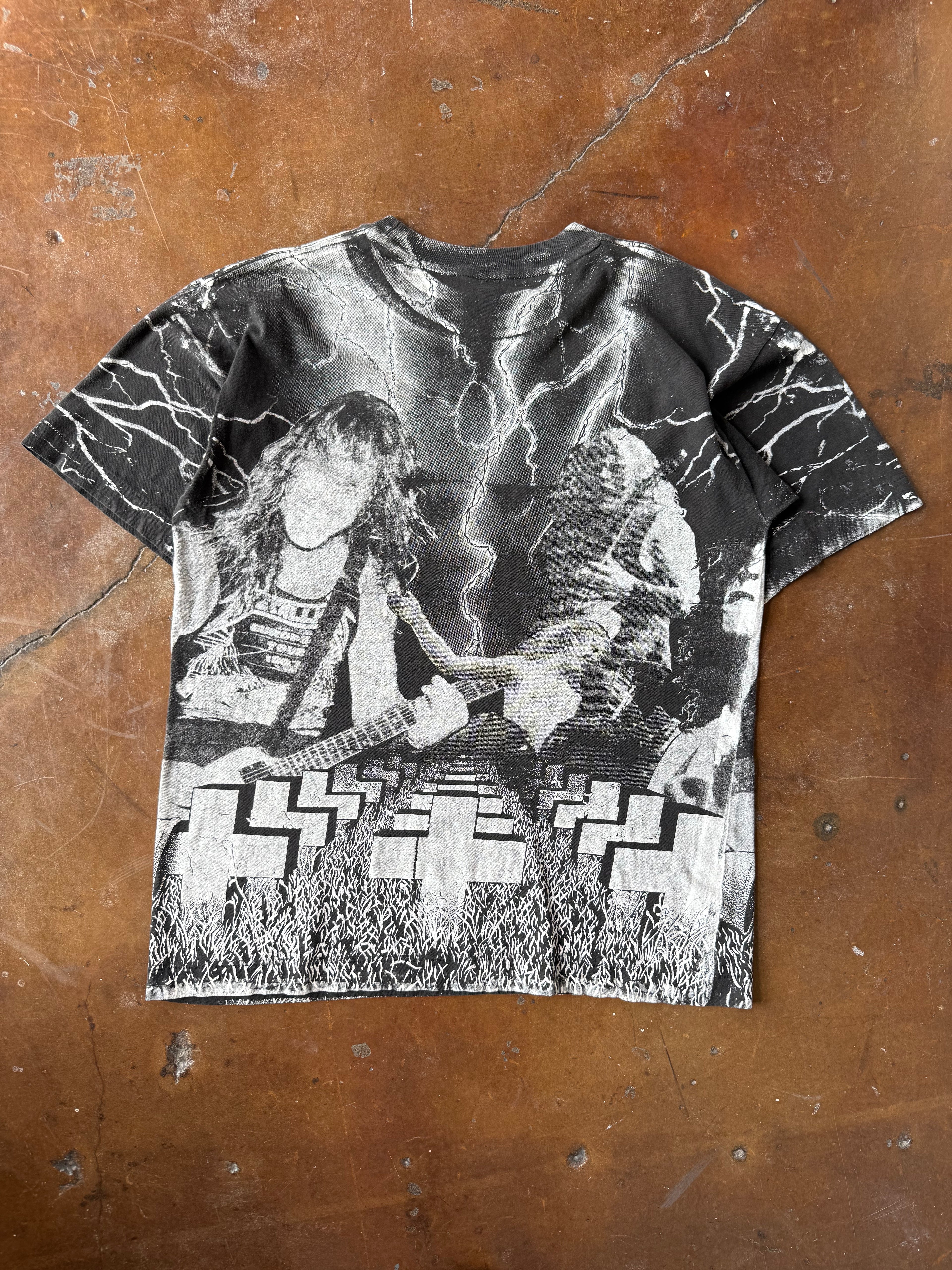 1987 Metallica europe tour band shirt (LARGE)