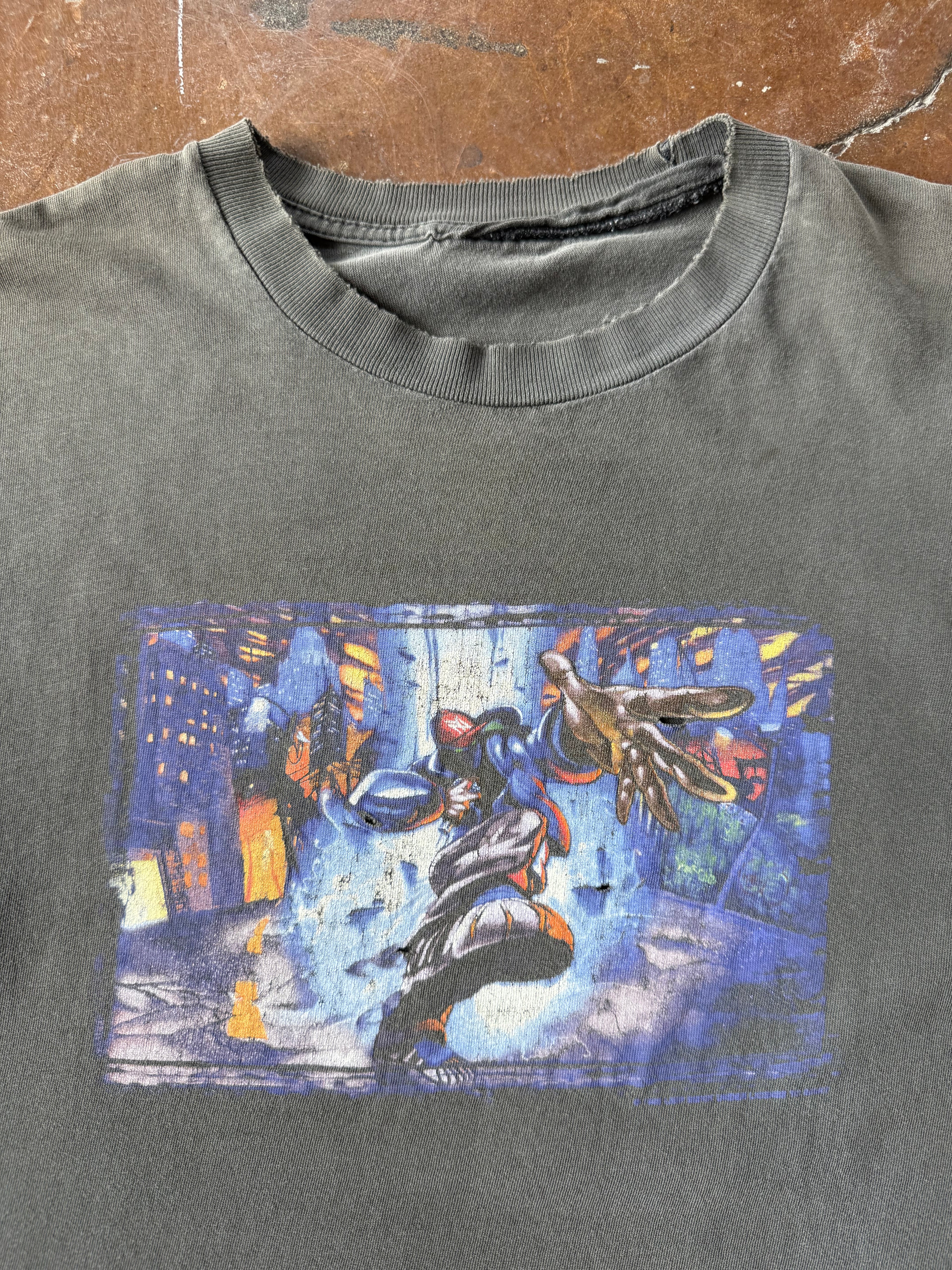 90s faded & lightly distressed Limp Bizqit band shirt (LARGE)