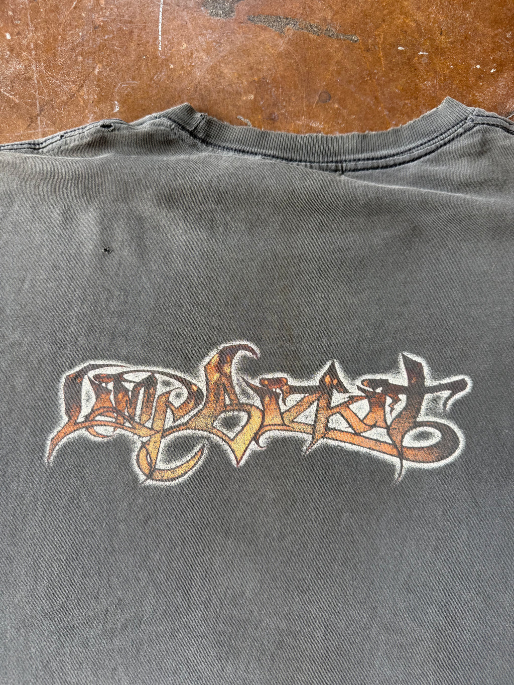 90s faded & lightly distressed Limp Bizqit band shirt (LARGE)