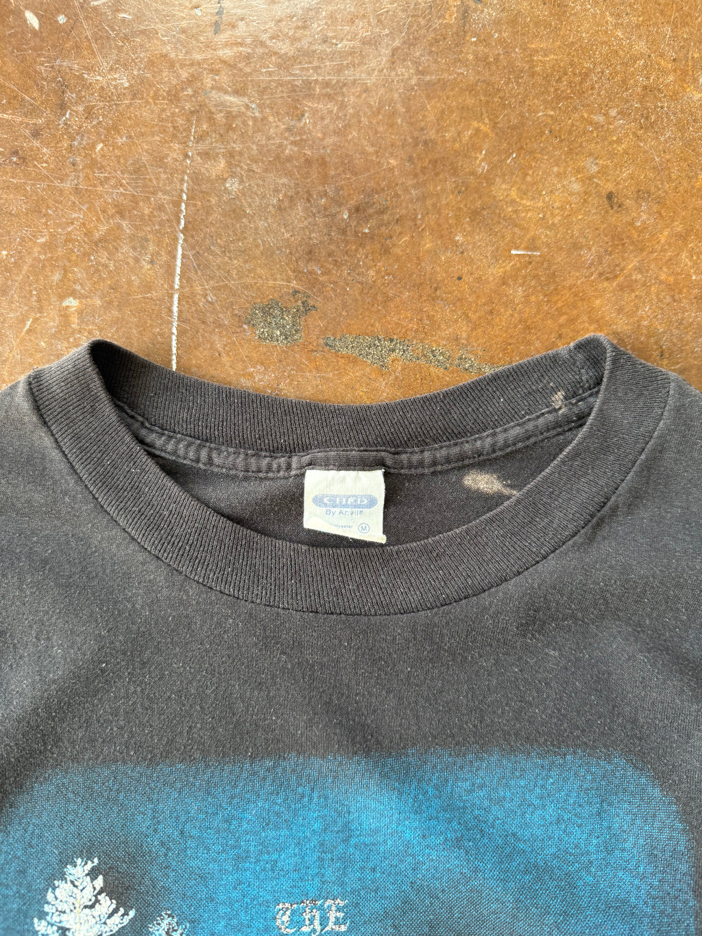 1989 Grateful Dead "magician skeleton" band shirt (MEDIUM)