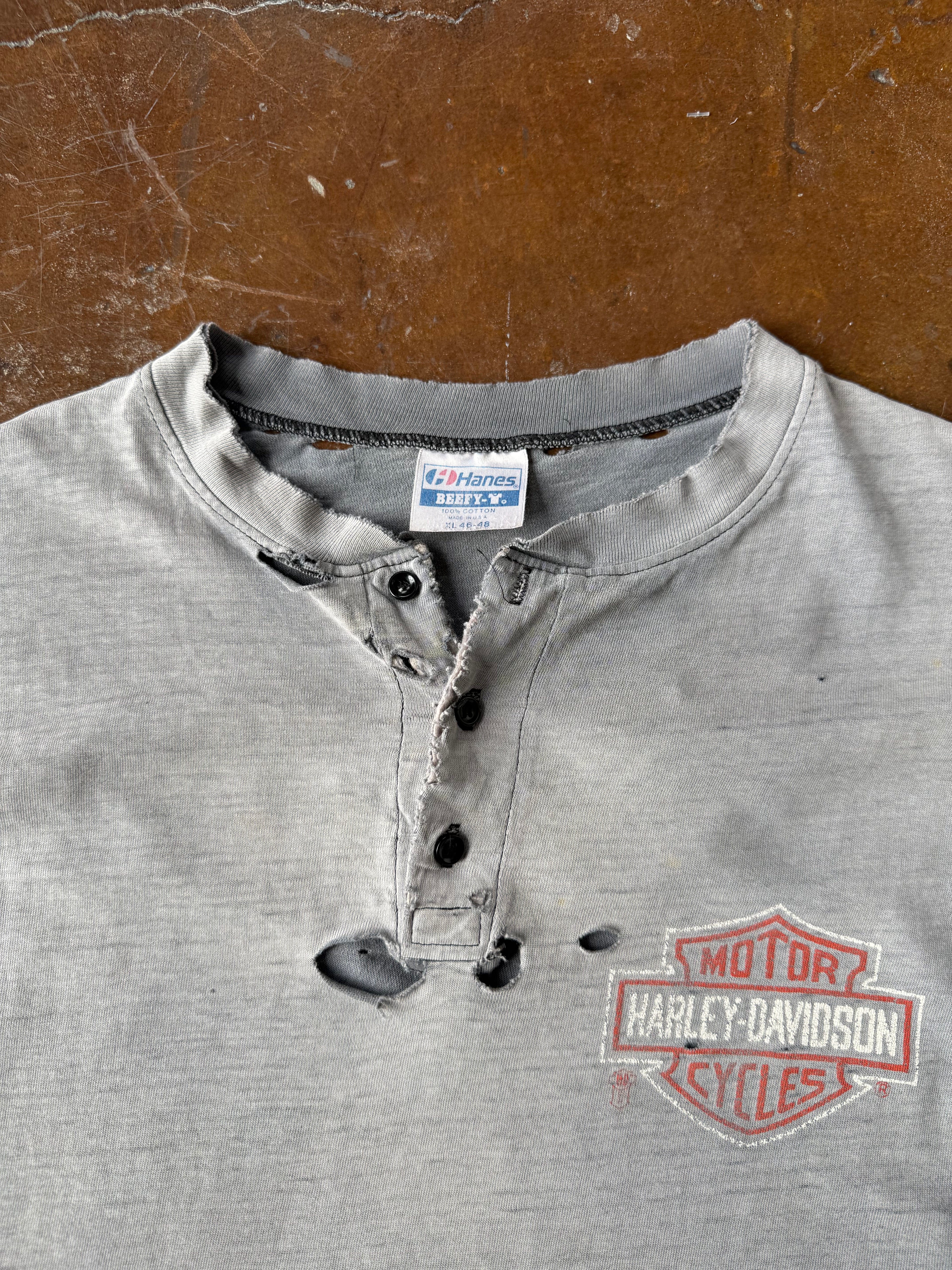 80s faded & distressed Harley Davidson henley biker shirt (XL)