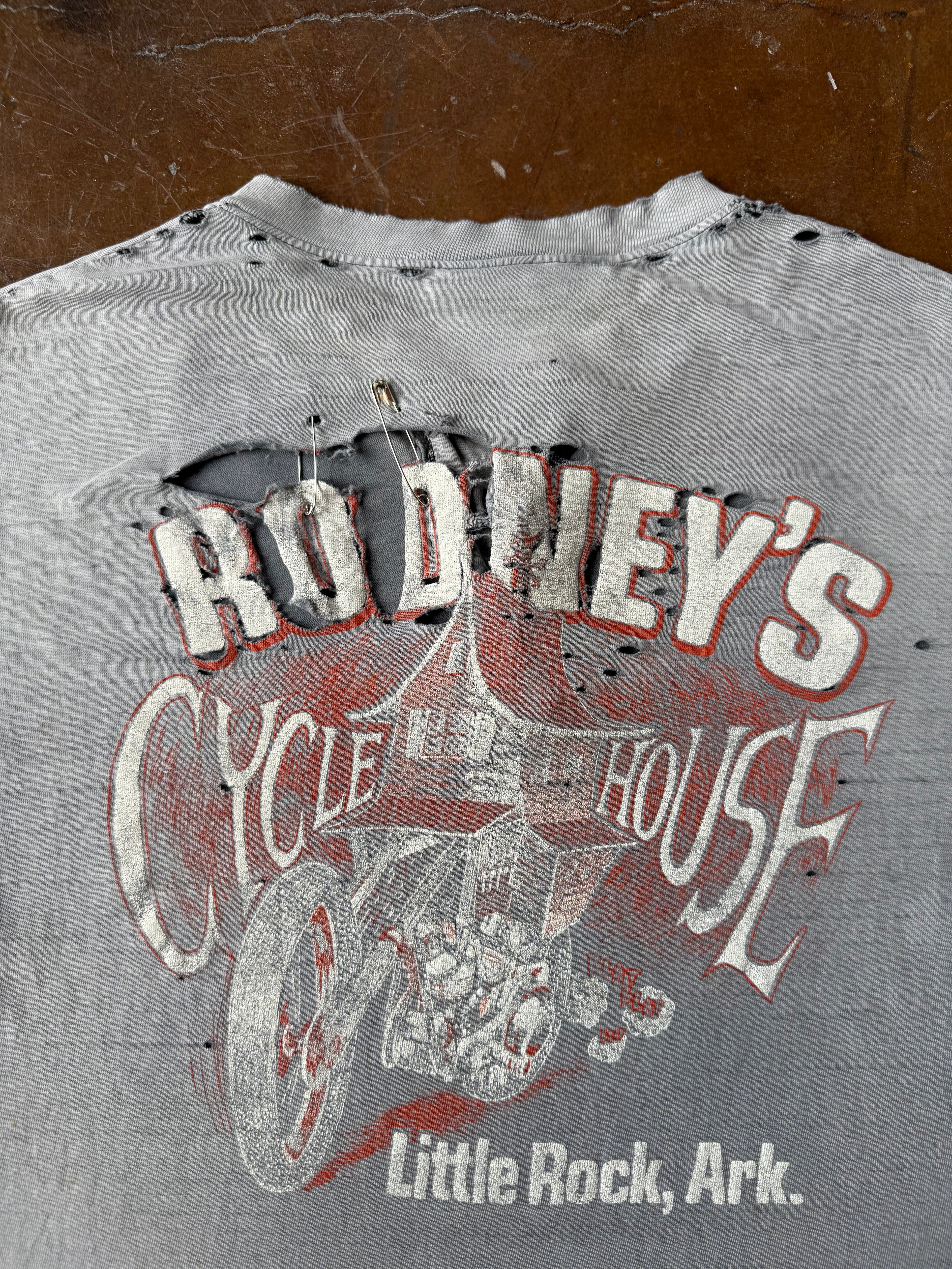 80s faded & distressed Harley Davidson henley biker shirt (XL)