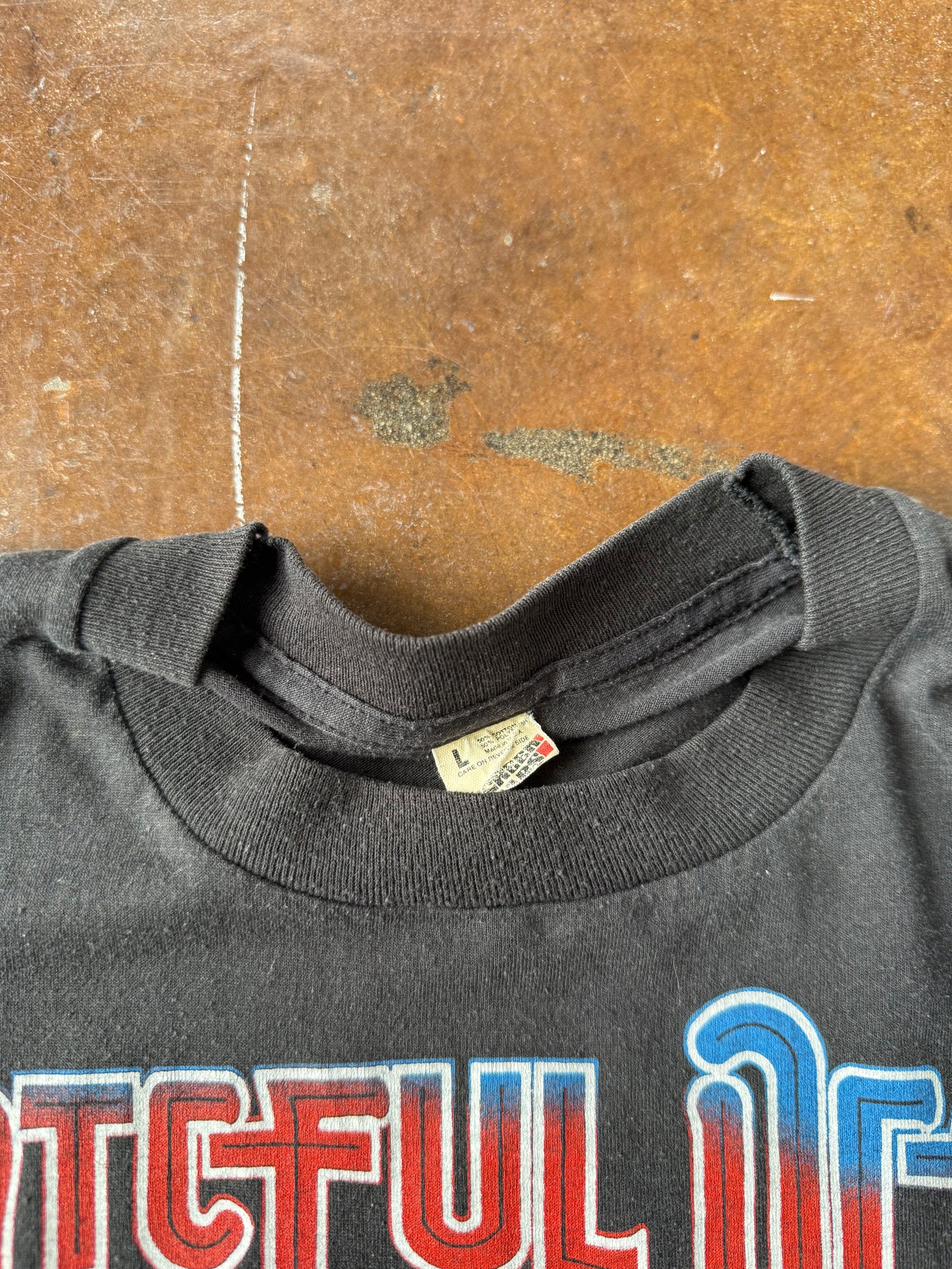 1987 Grateful Dead "in the dark, touch of grey" band shirt (LARGE)