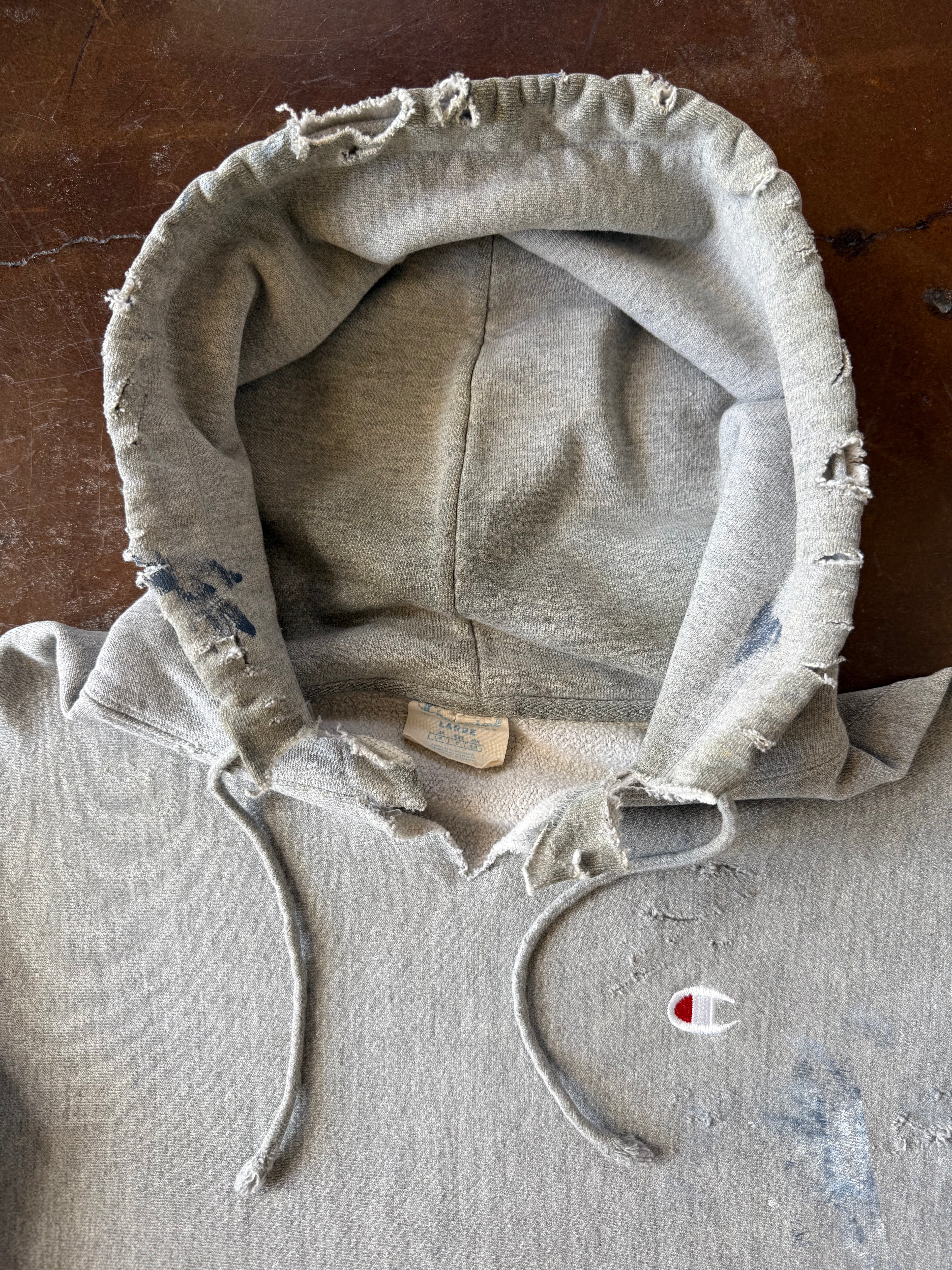 2000s heavily distressed Champion reverse weave hoodie (LARGE)