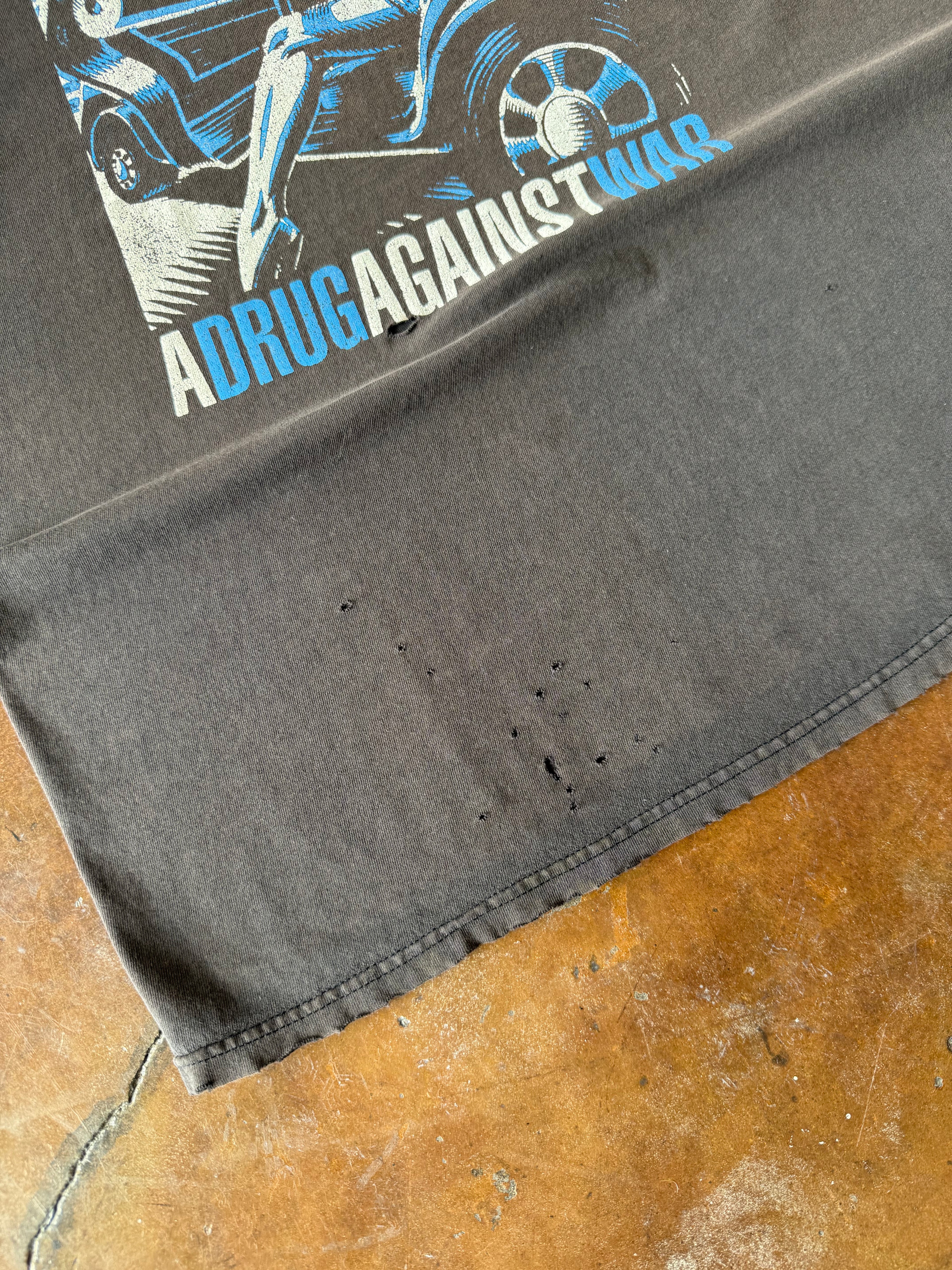 90s lightly faded & distressed KMFDM "drug against war" band shirt (XL)