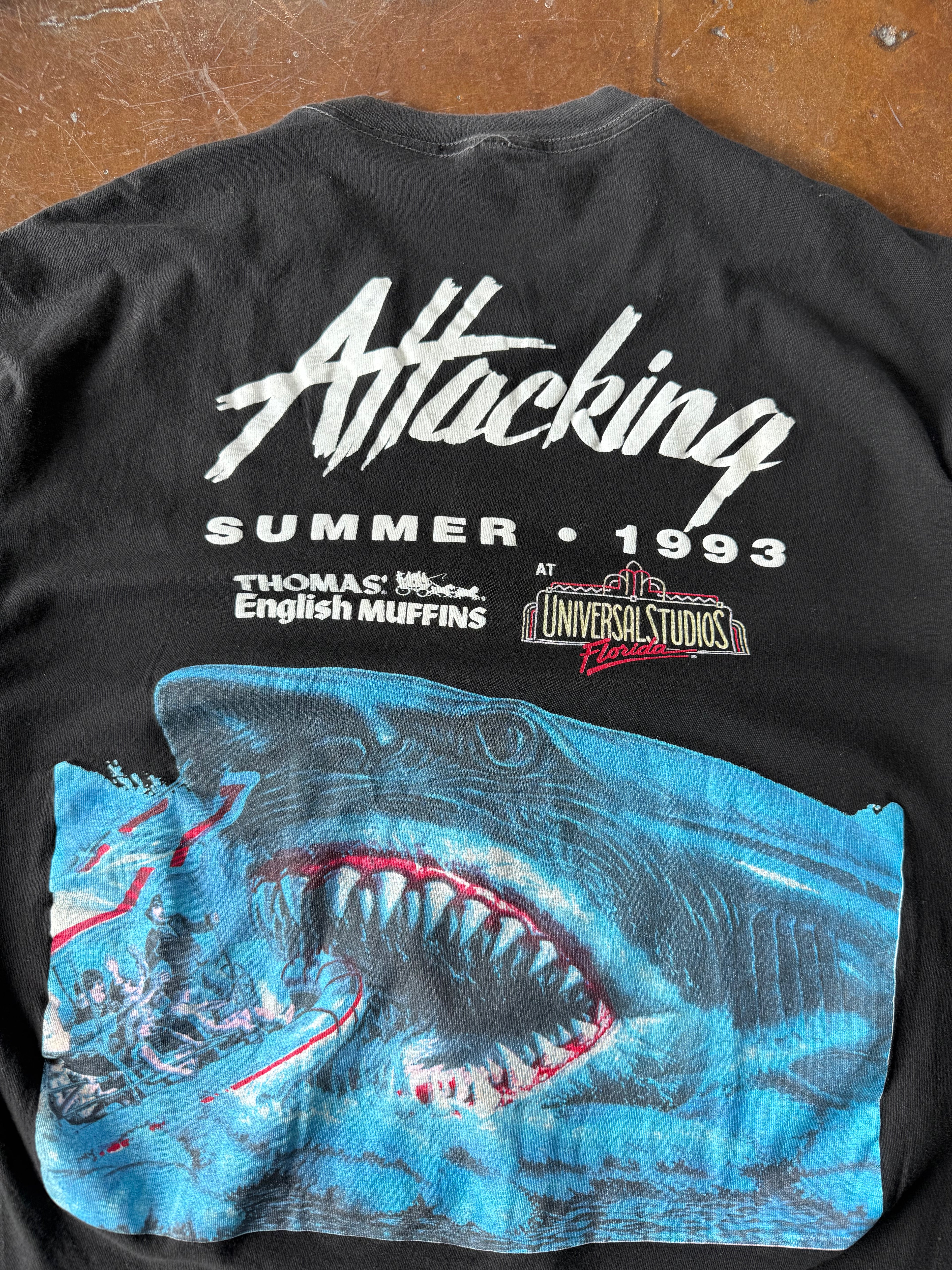1993 Jaws Universal Studios shirt (XL)