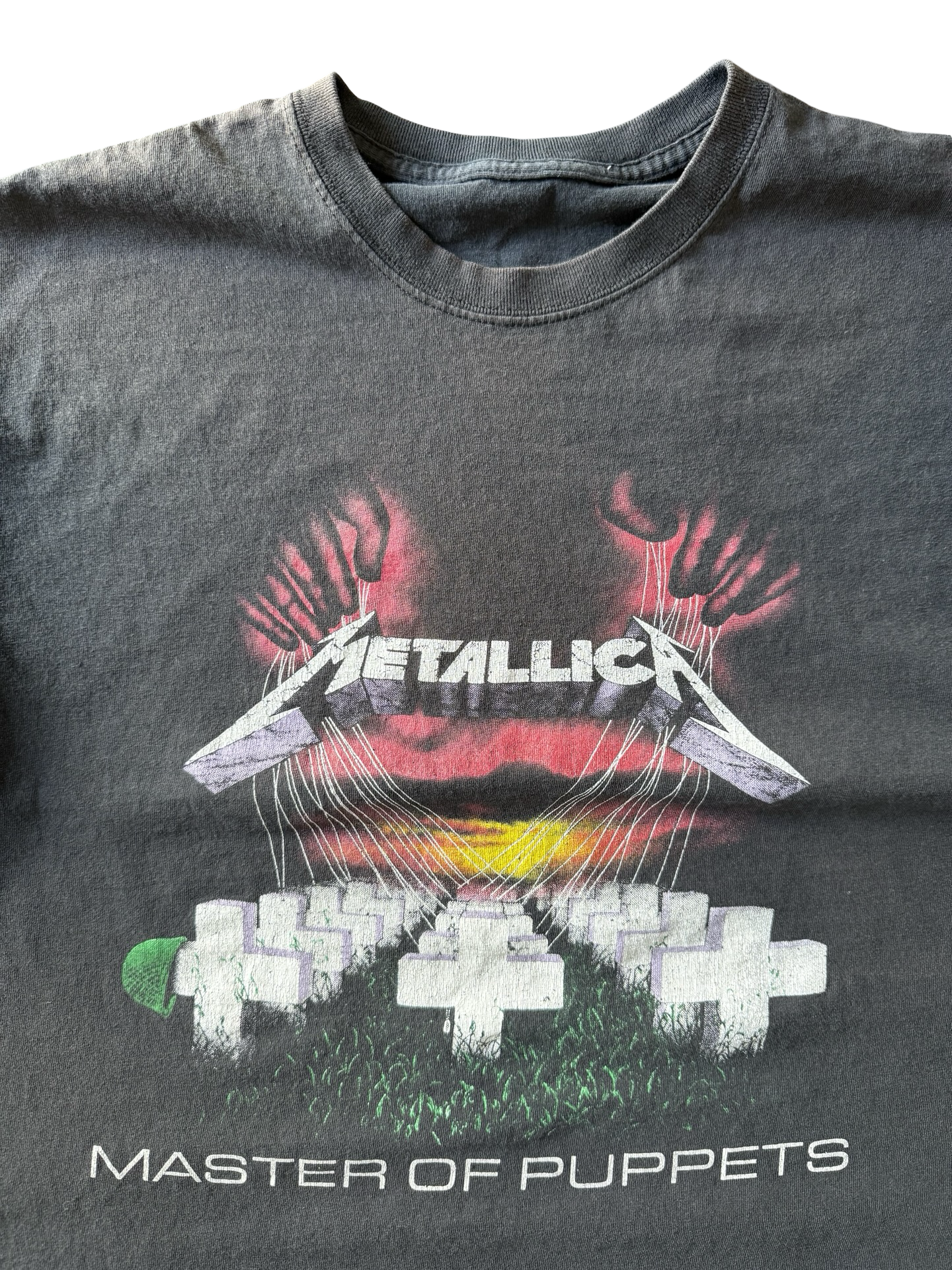 Y2K vintage Metallica "master of puppets" band shirt