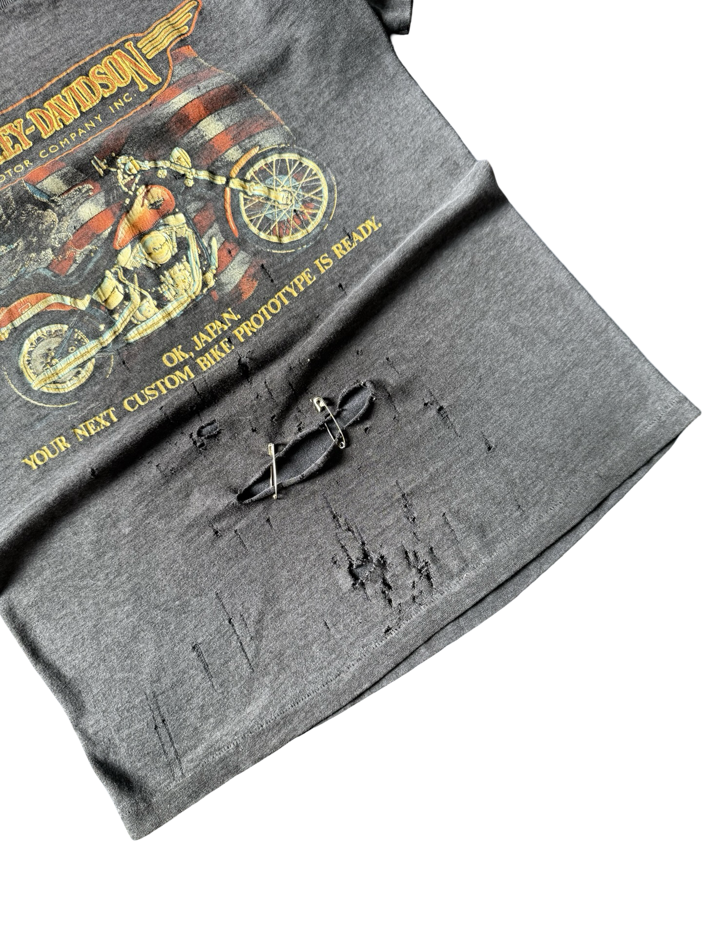 80s faded & distressed Harley Davidson 3D emblem "ok japan..." biker shirt (MEDIUM)