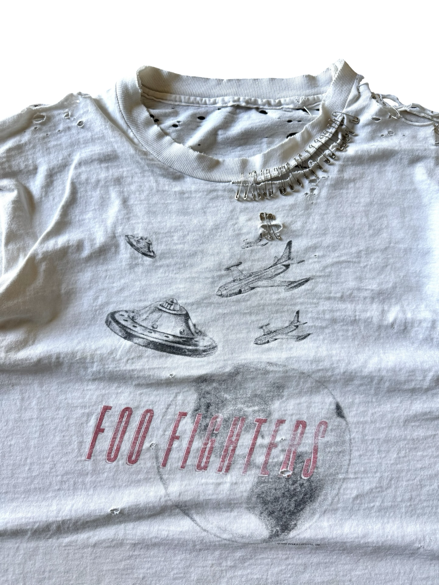 1996 heavily distressed Foo Fighters (UFO) tour shirt
