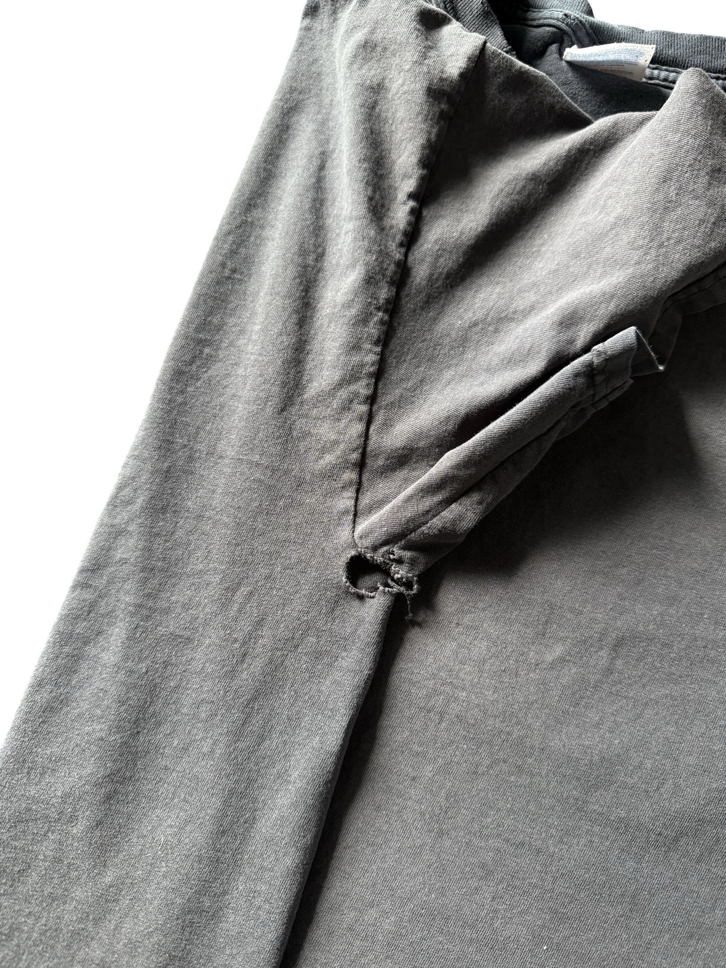 Y2K vintage faded Metallica "guitar" concert shirt