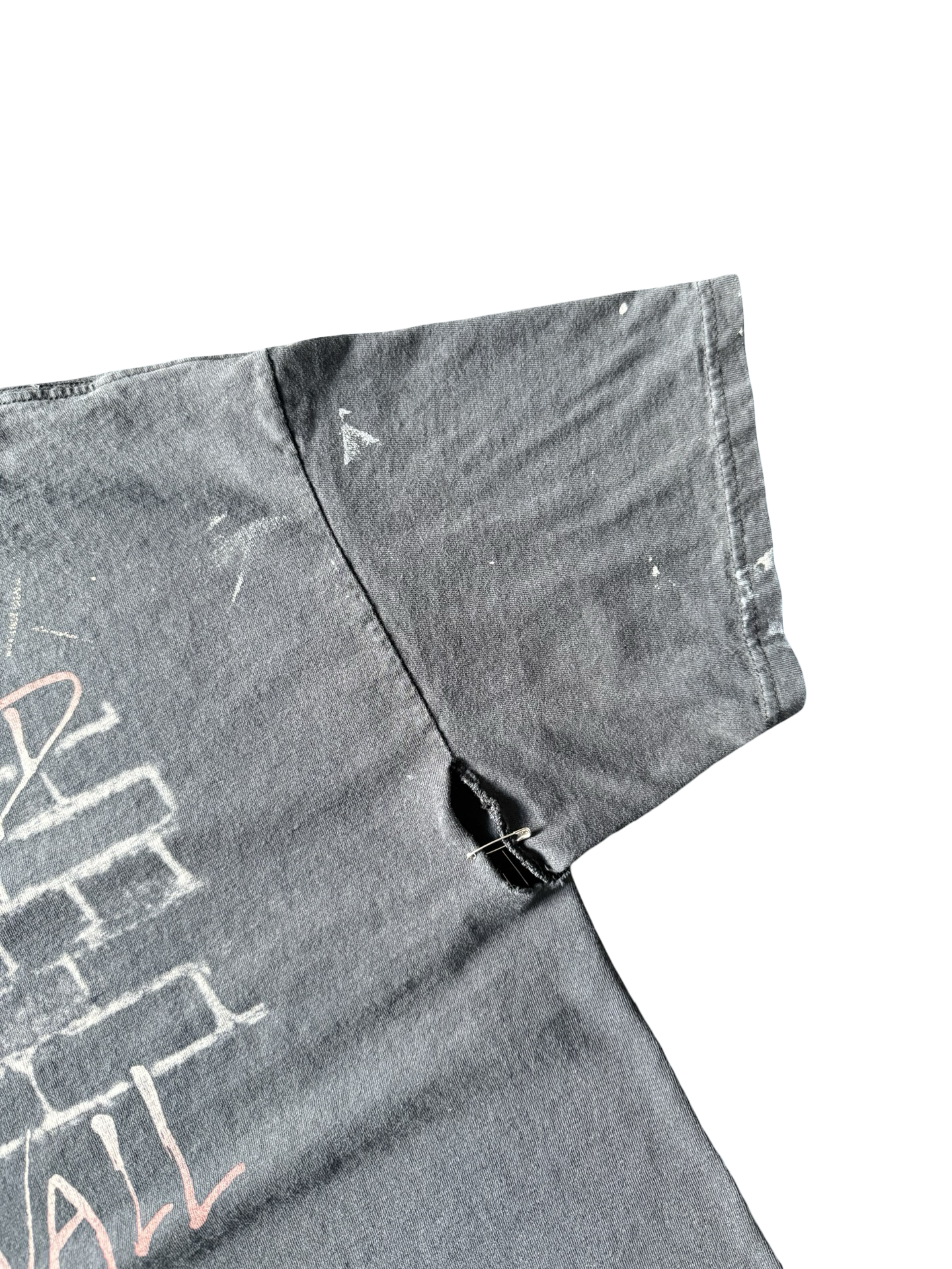 Y2K vintage faded & distressed Pink Floyd "the wall" band shirt