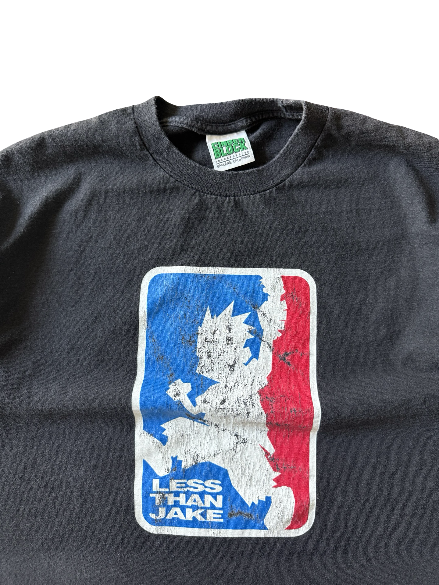 Y2K vintage Less Than Jake concert band shirt